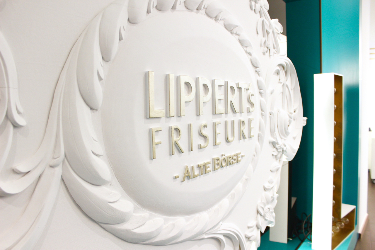 Zu Besuch bei Lippert's Friseure Jennifer PepperAndGold Friseur Haarstylist Lippert München PromiFriseur Olaplex L1 L2 Lenbachplatz Munich Lifestyle 