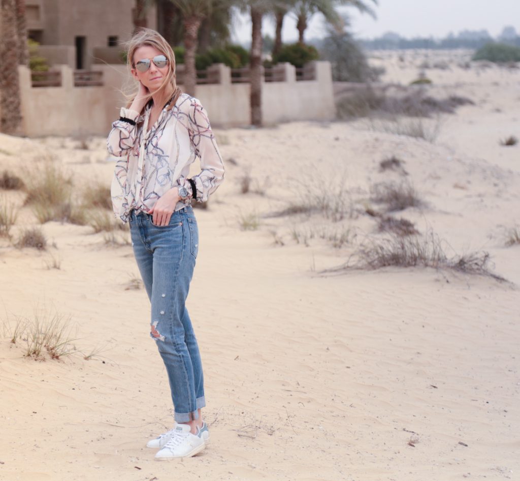 10 Facts about me Jeans Denim Fakten Jennifer PepperAndGold Gucci Zara Levis SkinnyJeans Wüste Desert Hotel Dubai StanSmith Adidas 