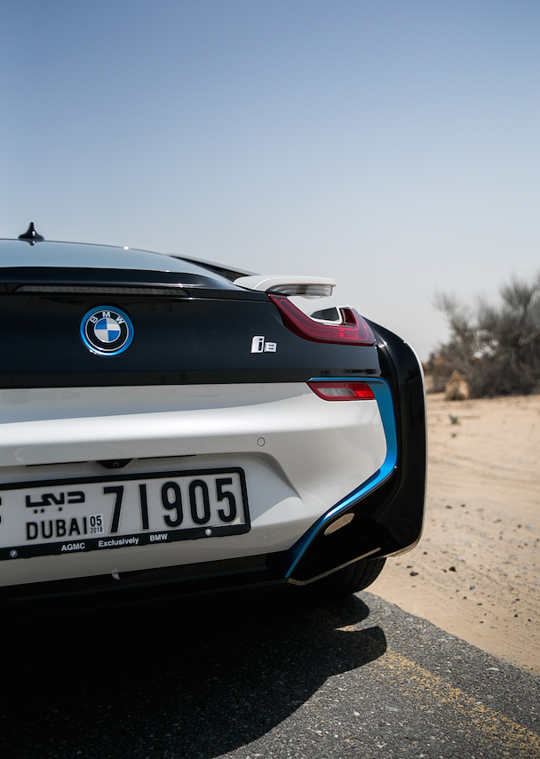 Mit dem BMW i8 elektrifiziert durch Dubai und die Wüste Automobile BMWAG BMWi Cars Dirk PepperAndGold Fahrbericht FreudeAmFahren SheerDrivingPleasure SilentBeast Testdrive Testbericht Test Fahrbericht Technische Daten kaufen
